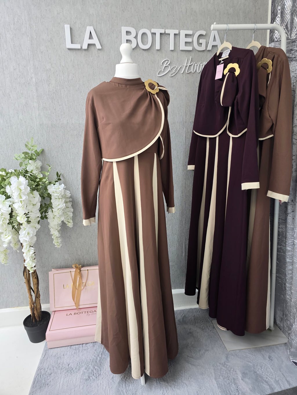 Hoor Cape abaya