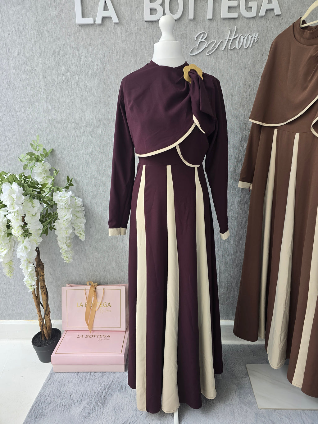 Hoor Cape abaya