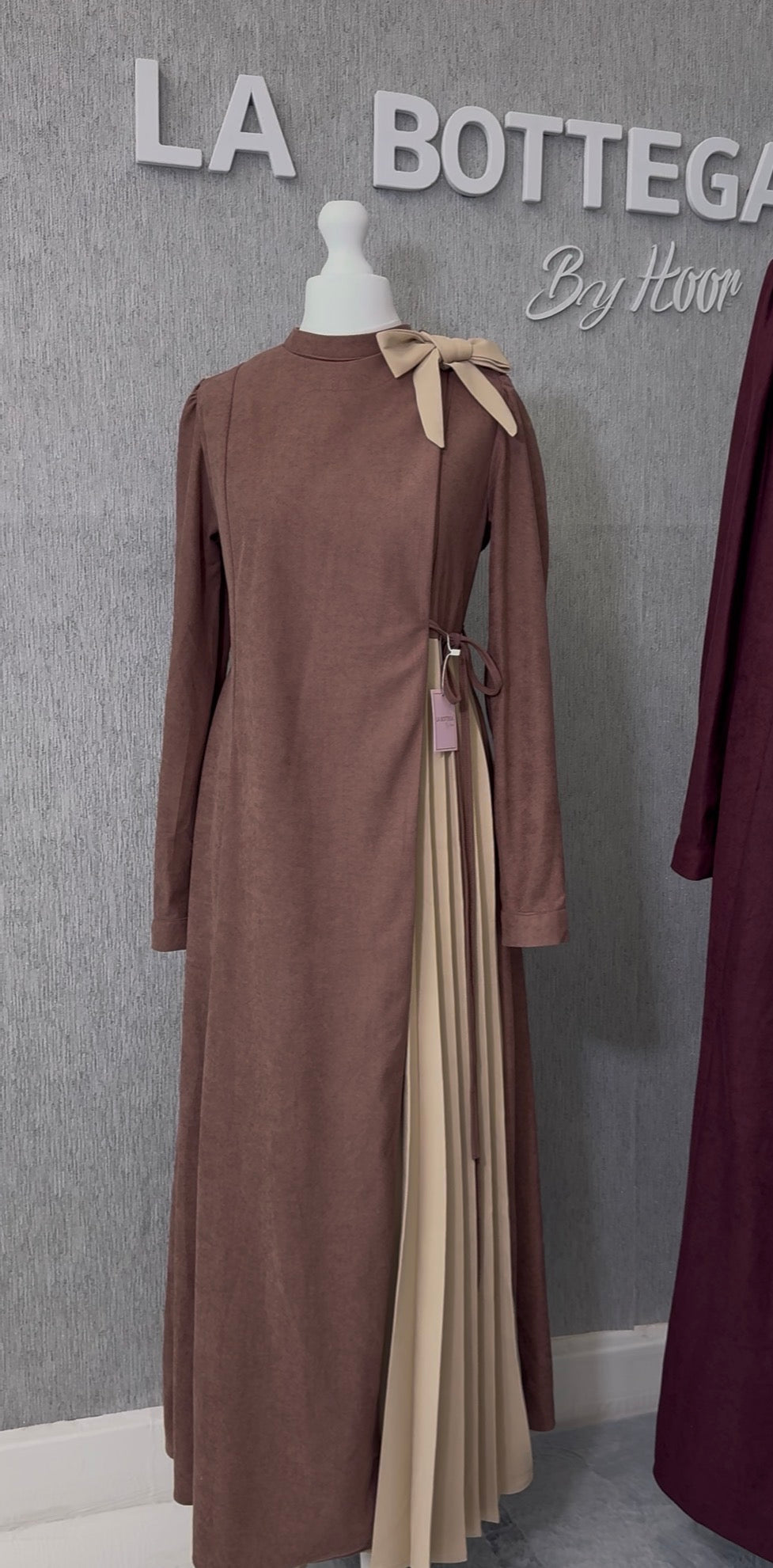Diya abaya